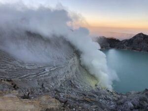 Mt Ijen 3