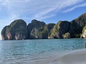 Phi Phi 4
